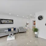 D\'Mauchi House